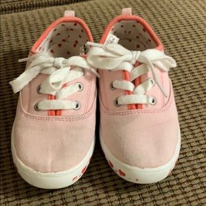 Girls pink heart Carter’s shoes
